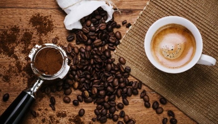Khám Phá Hương Vị Cà Phê: Từ Những Tách Cà Phê Đen Đến Nghệ Thuật Latte