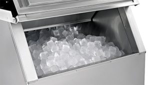 Đá viên từ máy làm đá unibar